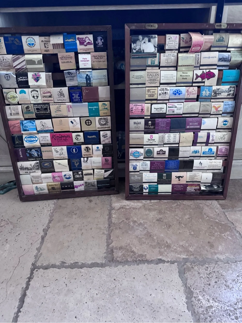 Mix lot vintage match book and display case